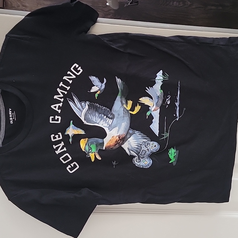 Boys XL Old Navy t shirt